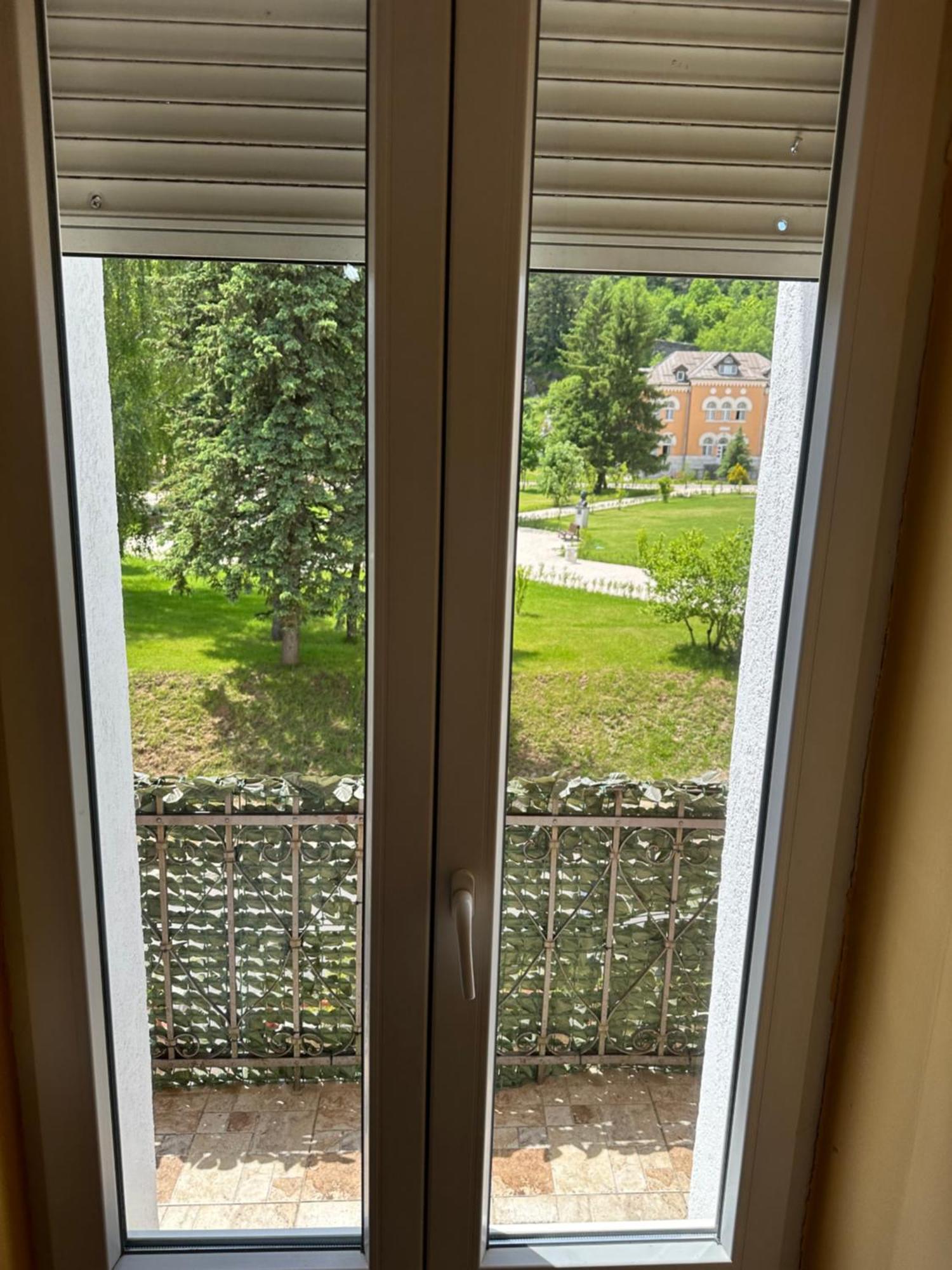 Apartments Bokan Cetinje Eksteriør billede