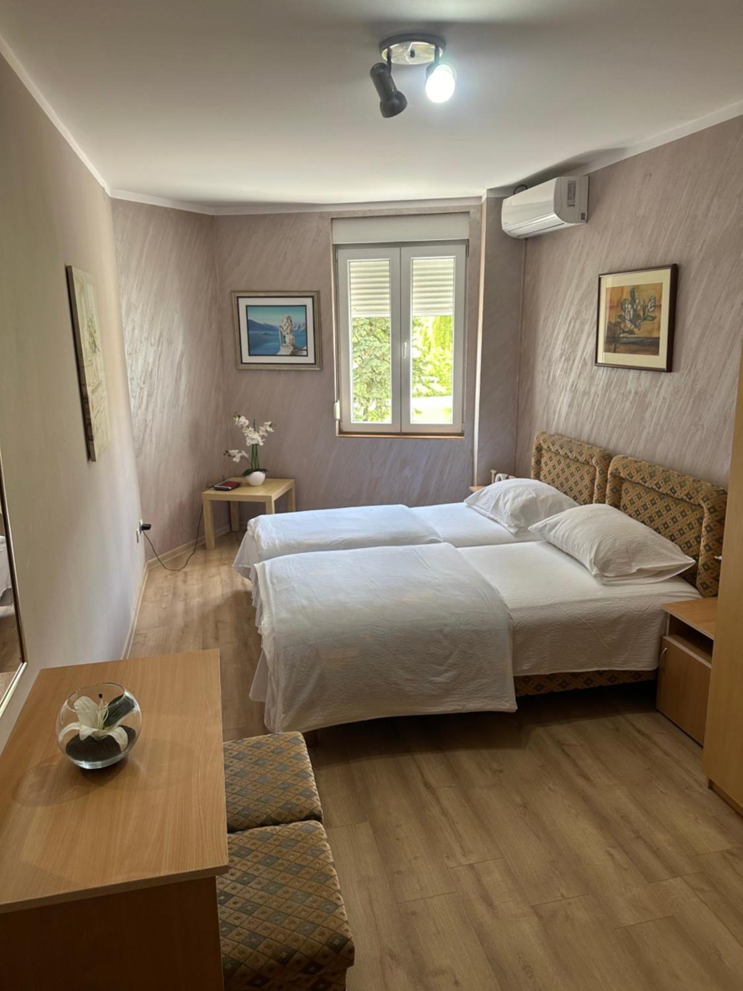 Apartments Bokan Cetinje Eksteriør billede