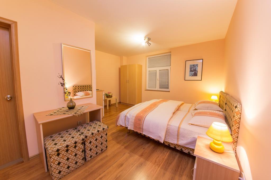 Apartments Bokan Cetinje Eksteriør billede