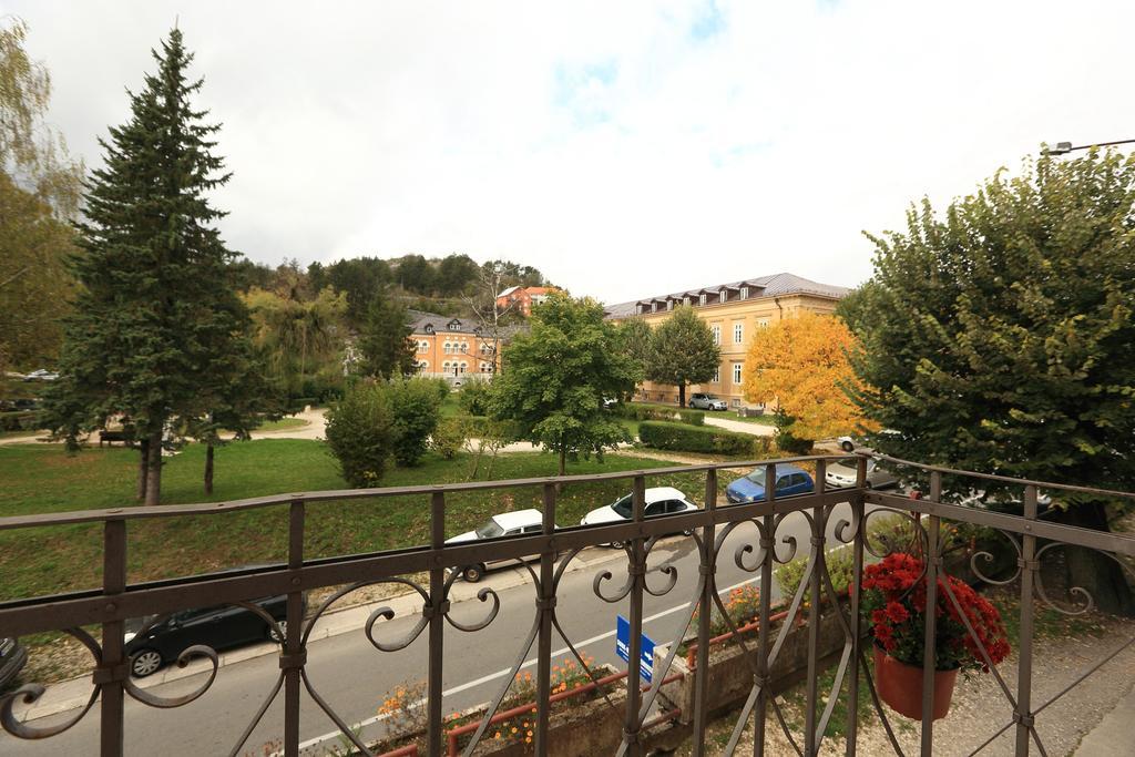 Apartments Bokan Cetinje Eksteriør billede