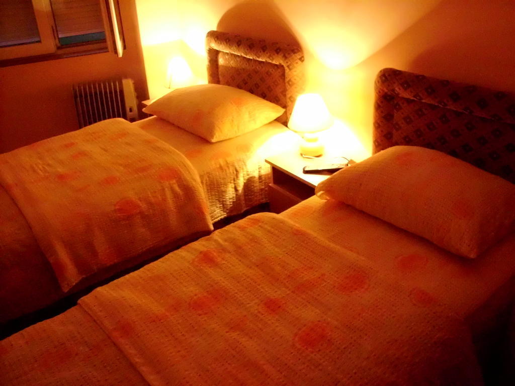Apartments Bokan Cetinje Værelse billede